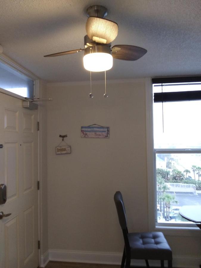 Oceanside Studio Aparthotel Daytona Beach Shores Bagian luar foto