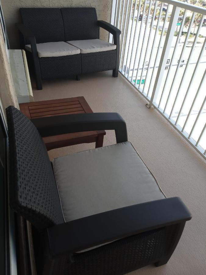 Oceanside Studio Daytona Beach Shores Bagian luar foto